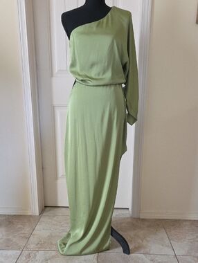 ASTR The Label Amari One-Shoulder Dress, Green, Size L